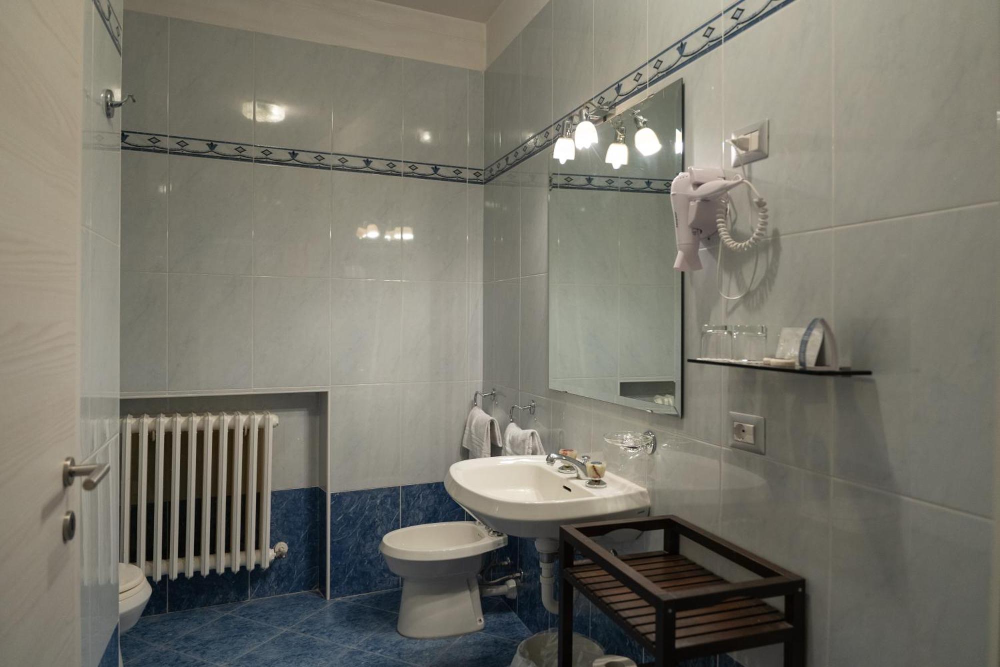 Hotel Romagna Baveno Exterior photo