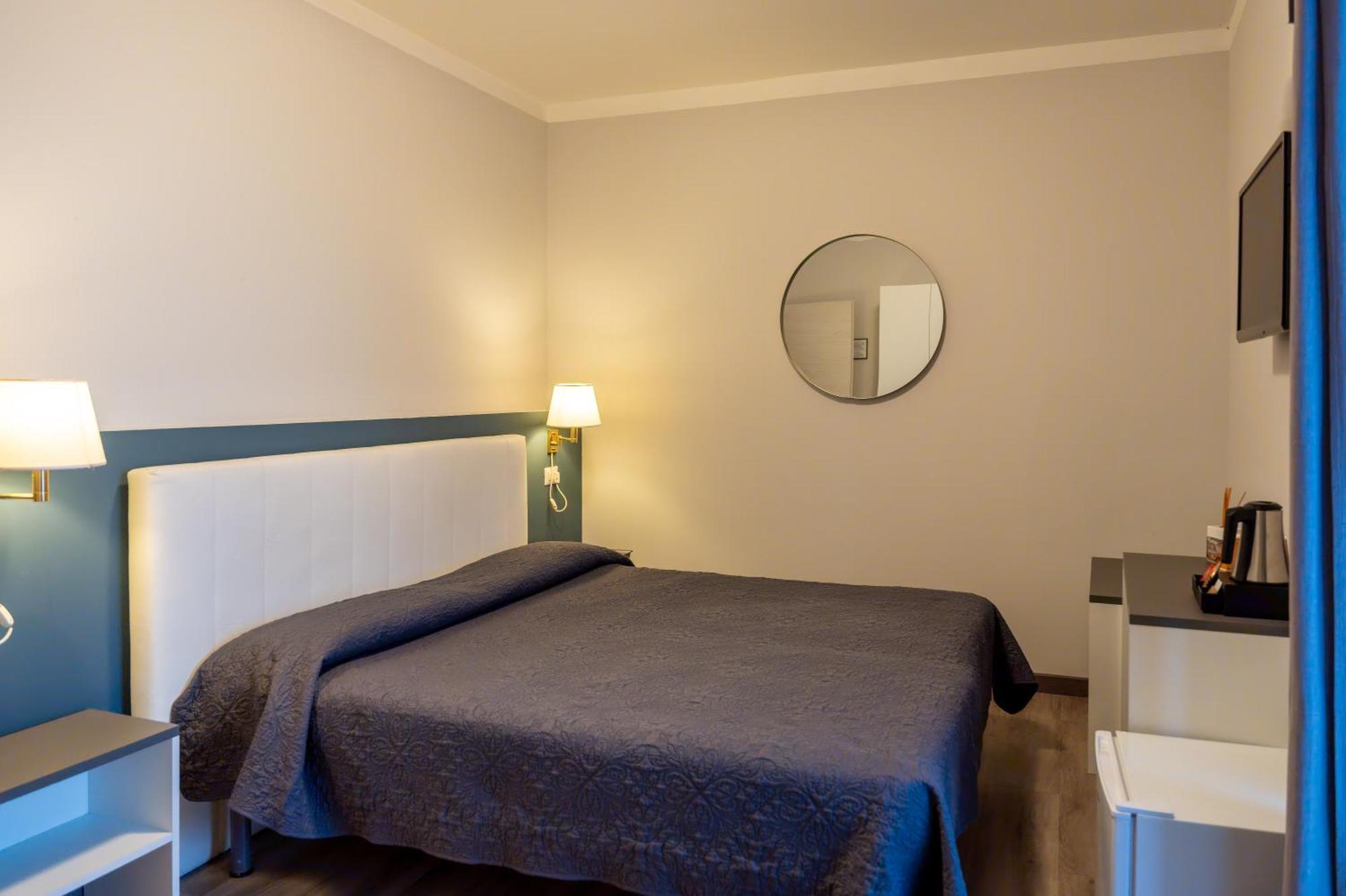 Hotel Romagna Baveno Exterior photo